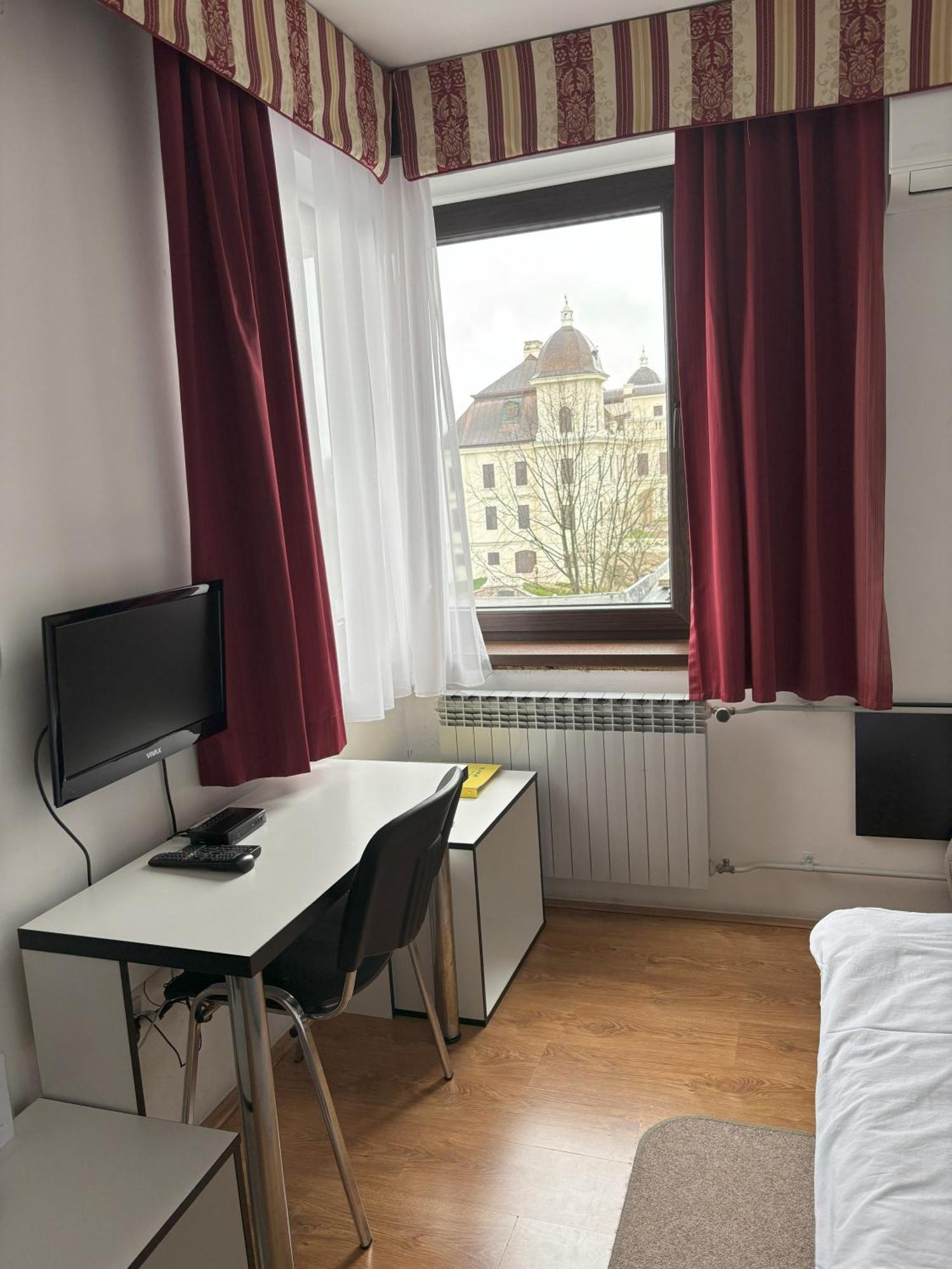 Hotel Park Nasice Екстер'єр фото